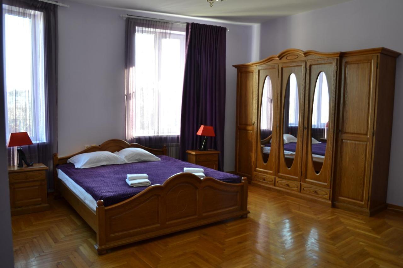 Art Hotel Чернівці Екстер'єр фото